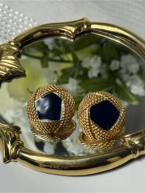 Monet Gold Rope Clip-On Earrings with Black Stone